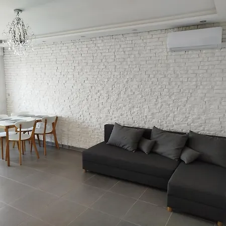 Sloneczny Apartment *